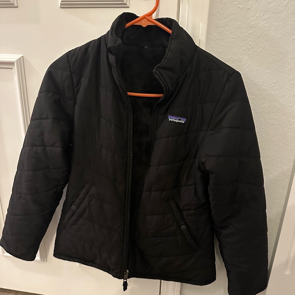 Girls Patagonia Jacket. Reversible. Large (10/12)